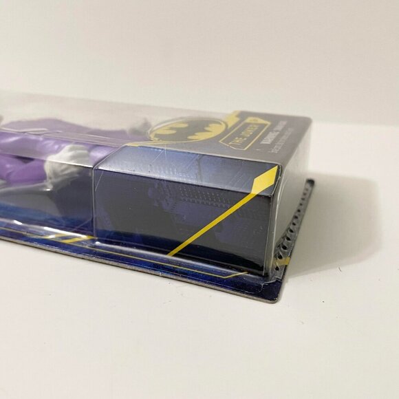 2020 The Joker Action Figure Spin Master 5 Inch Tall - Picture 12 of 16